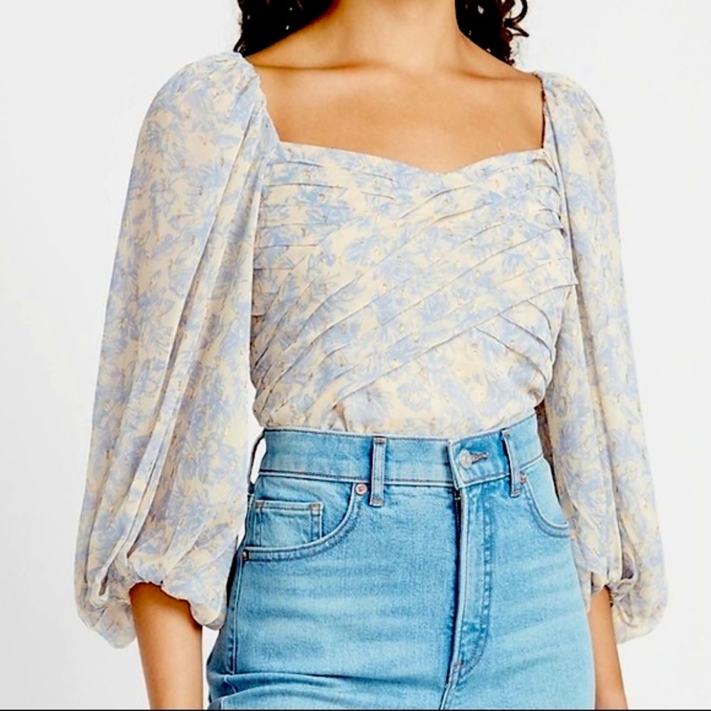 Express Metallic Floral Pleated Balloon Sleeve Top Blouse Size Small